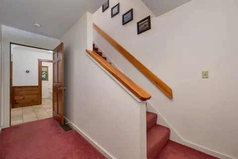 Entry Way - 6 Percy Dr, Wolfeboro, NH 03894 photo 1 of 3