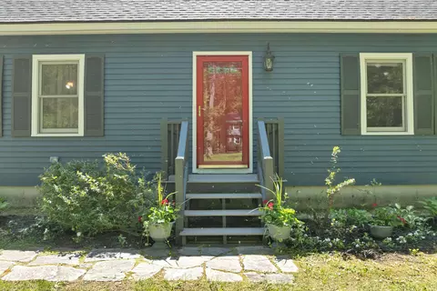 Exterior - 6 Percy Dr, Wolfeboro, NH 03894 photo 6 of 12