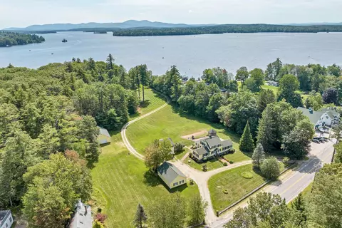 456 Governor Wentworth Hwy, Tuftonboro, NH 03816