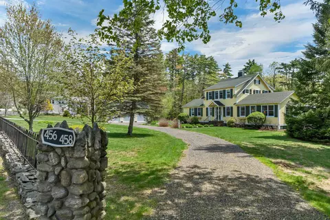 456 Governor Wentworth Hwy, Tuftonboro, NH 03816