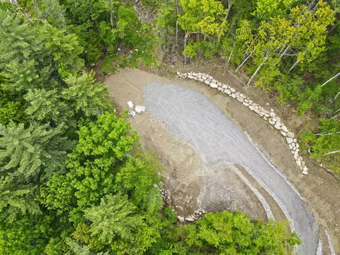 21 Leach Hill Rd # -2, Goffstown, NH 03045