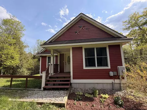 52 Ruth Way, Wilmington, VT 05363