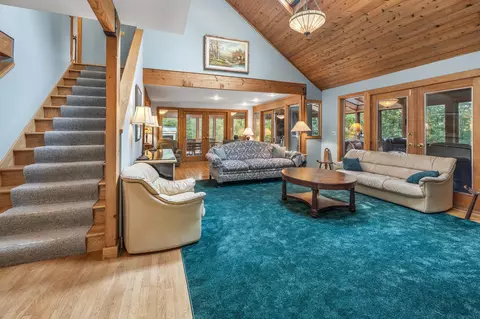 Living - 6 Old Ridge Rd, Winhall, VT 05340 photo 1 of 10