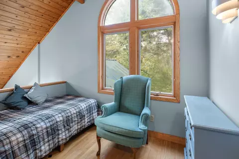 Bedroom - 6 Old Ridge Rd, Winhall, VT 05340 photo 7 of 11
