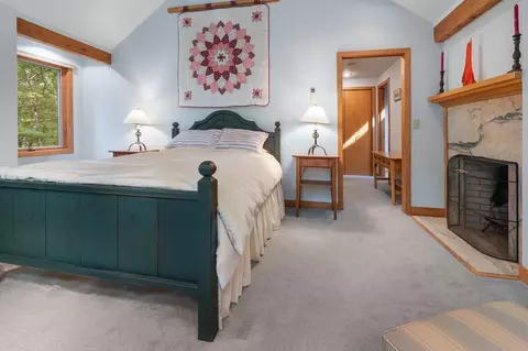 Bedroom - 6 Old Ridge Rd, Winhall, VT 05340 photo 2 of 11