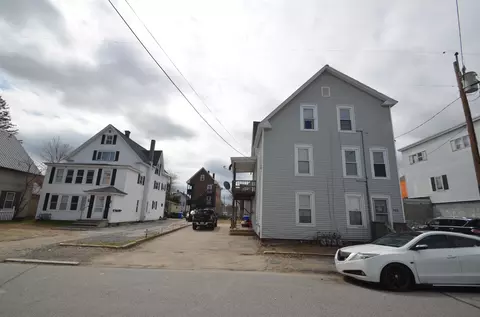 308 Bartlett St, Manchester, NH 03102