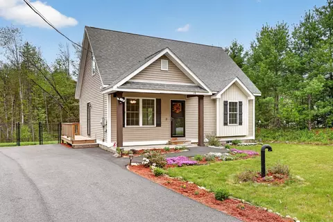 18 Village Dr, Rindge, NH 03461