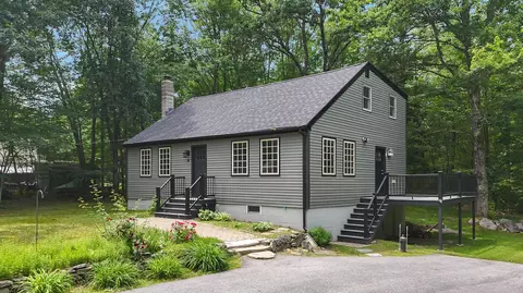 34 Brooks Rd, Barrington, NH 03825