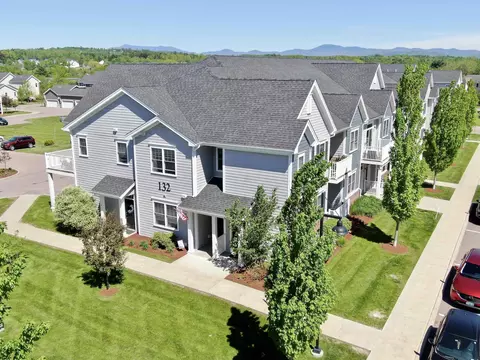 132 Stillwater Ln #1, Williston, VT 05495