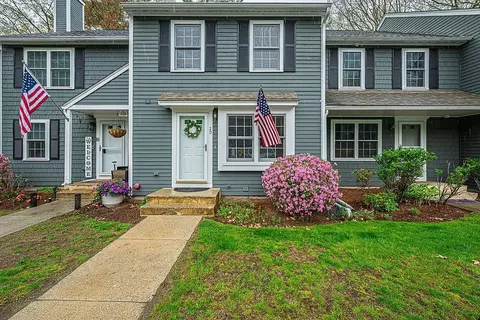 20 Rocky Ledge Rd, Merrimack, NH 03054