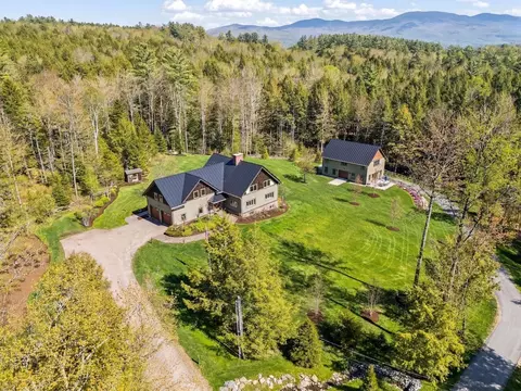 530 Houston Farm Rd, Stowe, VT 05672