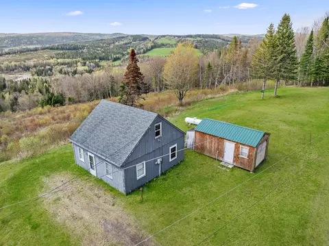 131 Daniel Beard Rd, Pittsburg, NH 03592
