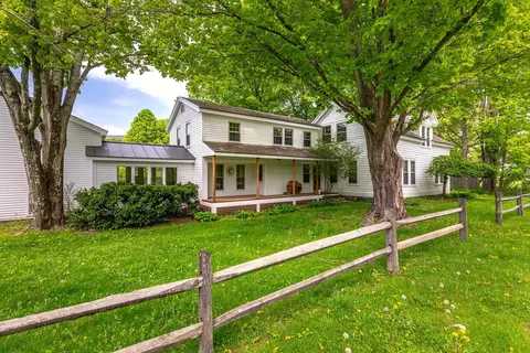 2677 Route 30, Dorset, VT 05251