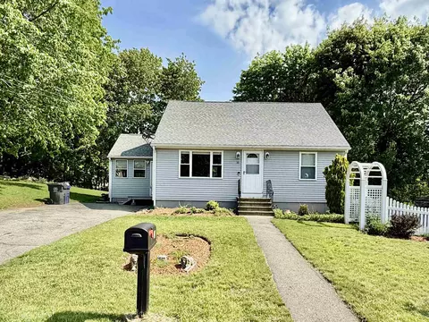 10 Vandette Ave, Dracut, MA 01826