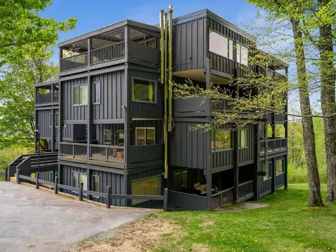 25 Trailside Dr #23, Warren, VT 05674
