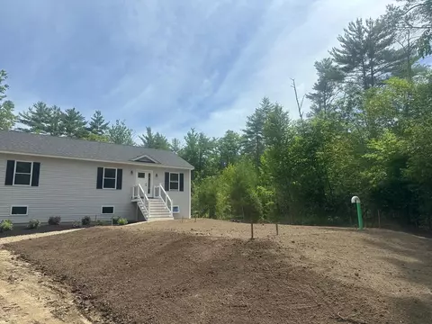 145 Brackett Rd, New Durham, NH 03855