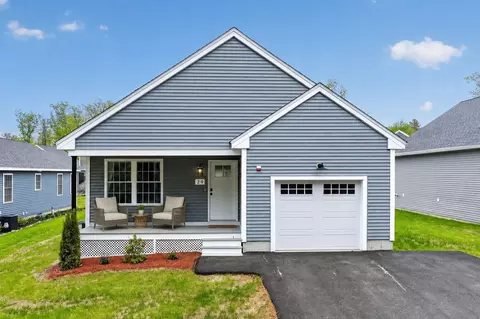 29 Skyview Ln, Laconia, NH 03246