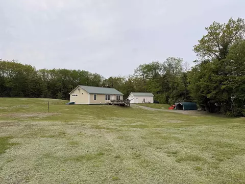 469 Meany Rd, Charlestown, NH 03603