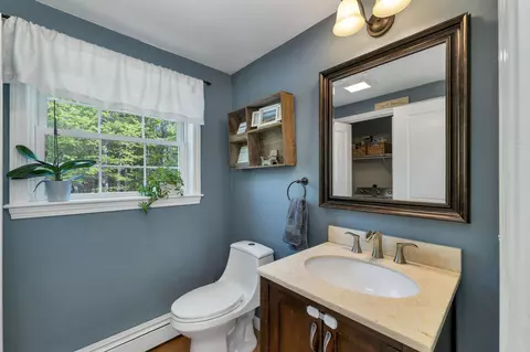 Bath - 7 Cortland Dr, Epping, NH 03042 photo 1 of 3