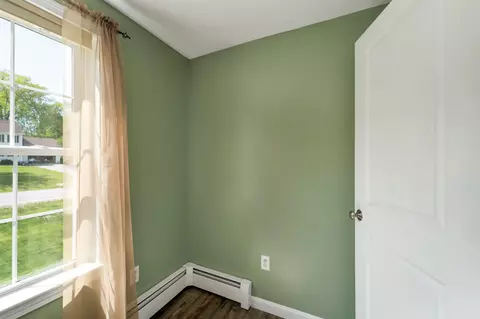 Bedroom - 7 Cortland Dr, Epping, NH 03042 photo 8 of 12