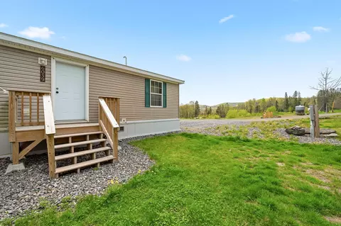 Exterior - 1174 Vt Route 102, Canaan, VT 05903 photo 4 of 10