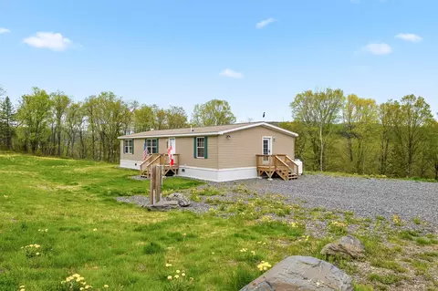 1174 Vt Route 102, Canaan, VT 05903