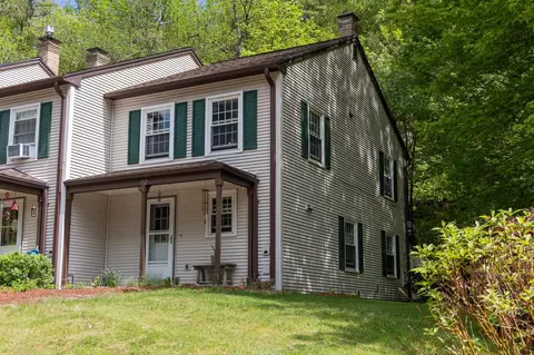 132 Whispering Pnes #1, Colchester, VT 05446
