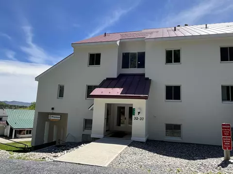 205 Mountainside Dr #35, Warren, VT 05674