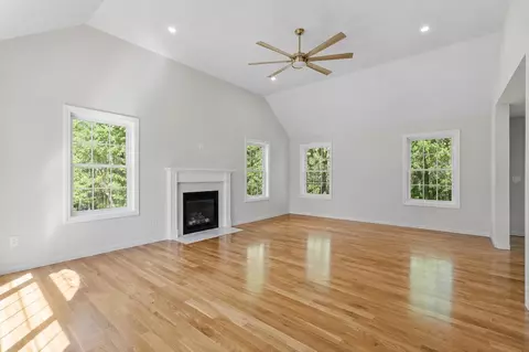 Living - 22 Benoit Ave, Pelham, NH 03076 photo 3 of 7