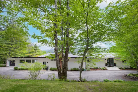 1310 Dorset Hill Rd, Dorset, VT 05253