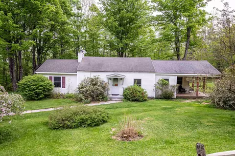 1529 Belmont Rd, Belmont, VT 05730