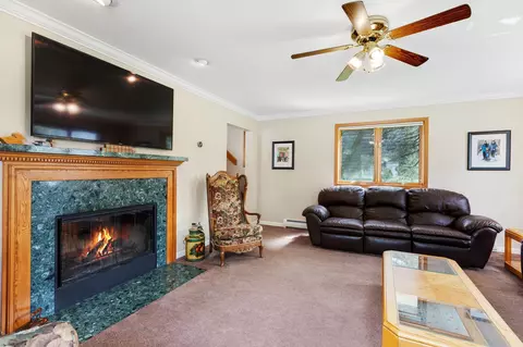 Living - 990 Main St, Proctorsville, VT 05153 photo 5 of 5