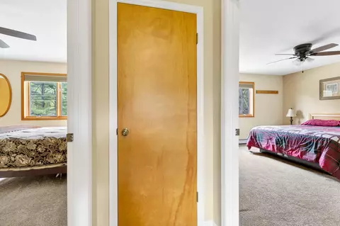 Entry Way - 990 Main St, Proctorsville, VT 05153 photo 4 of 4