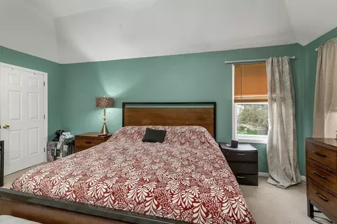 Bedroom - 12 Chester Rd, Derry, NH 03038 photo 7 of 8