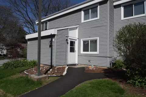 f7 Grandview Drive, South Burlington, VT 05403