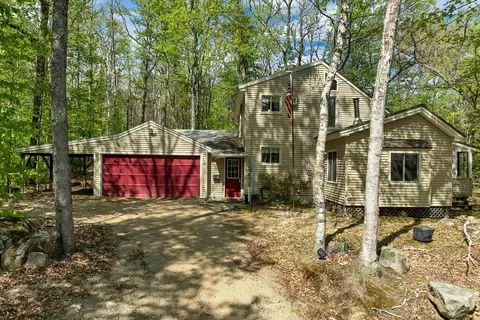 136 Liberty Ln, Freedom, NH 03836