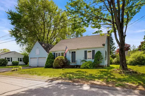 11 William St, Somersworth, NH 03878