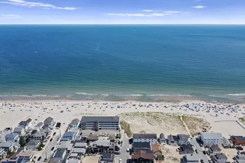 14 Atlantic Ave #8, Hampton, NH 03842