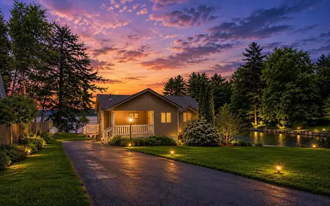 81 Lakewood Manor Rd, Newbury, NH 03255