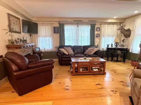 Living - 175 Creek Rd, Castleton, VT 05735 photo 2 of 3