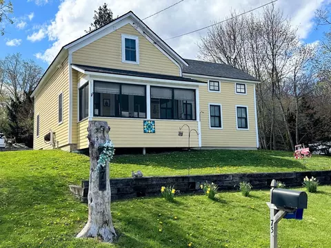 175 Creek Rd, Castleton, VT 05735