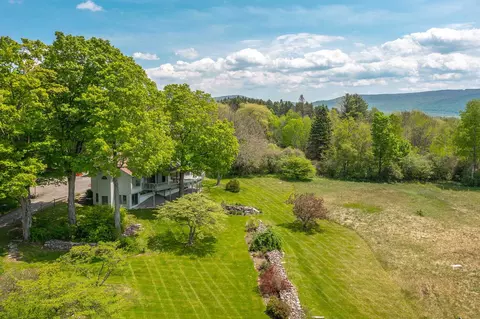 39 Eagle Rdg, Dorset, VT 05251