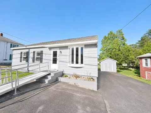 576 Hillside Ave, Berlin, NH 03570