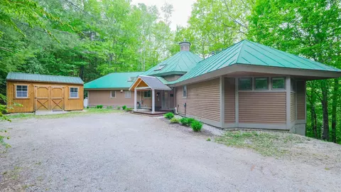 66 Scotts Lndg, Ludlow, VT 05149