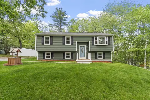 9 Ford Ave, Salem, NH 03079