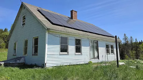 731 Hollow Rd, Stewartstown, NH 03576