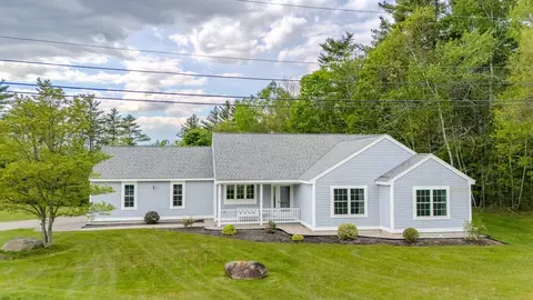 2 Highland View Ln, Holderness, NH 03245