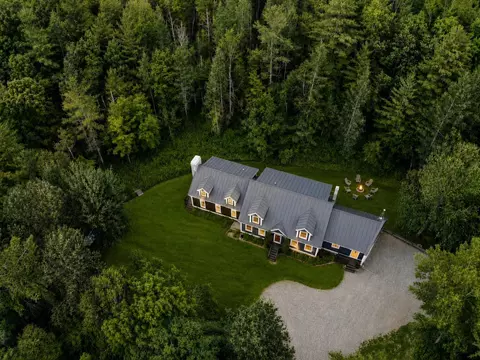2572 Morse Hill Rd, Dorset, VT 05251