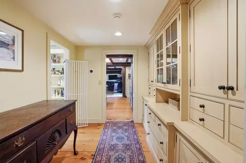Entry Way - 515 E Surry Rd, Surry, NH 03431 photo 6 of 6