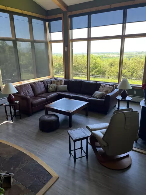 Living - 335 Valley View Dr, Addison, VT 05491 photo 2 of 8
